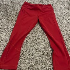 red lulu lemon leggings